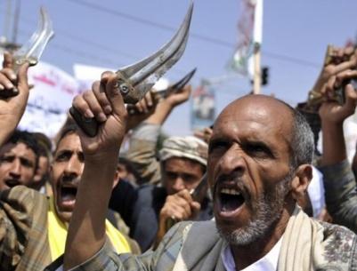 قتلى بمعارك عنيفة وسط اليمن والتحالف يواصل غاراته