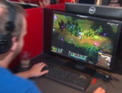 تغريم شاب ألماني بعد اتهامه بتخدير صديقته ليلعب 