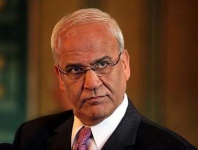 عريقات يتسلم من عبد ربه أمانة سر اللجنة التنفيذية لمنظمة التحرير