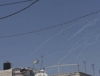 اصابات ومواجهات في بيت أمر ” الخليل ” بعد تشييع الشهيد ” ابو ماريا “..”صور “