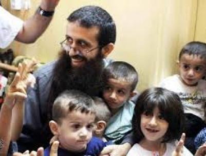 الاسير المحرر خضر عدنان يعقد مؤتمرًا صحفيًا بمناسبة الافراج عنه مساء اليوم