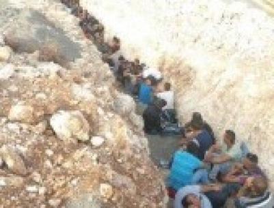 الاحتلال يعتقل 120 عاملا شمال الضفة