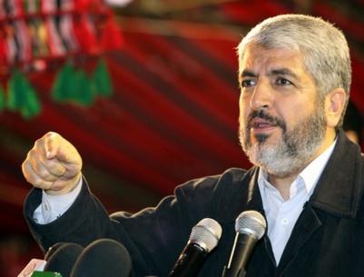 مشعل يجتمع بالعاهل السعودي في أول لقاء بهذا المستوى منذ سنوات