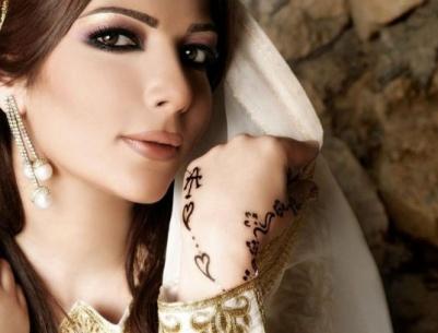 أصالة تسحب كلامها وتعتذر عن مدحها رامز جلال !!