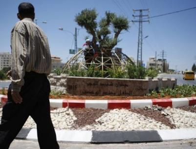 بلدية البيرة تطلق على مدخل المدينة الشمالي ميدان الشهيد أبو خضير