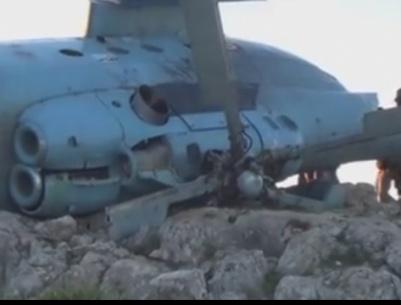 سقوط وتحطم طائرة خفيفة بالنقب