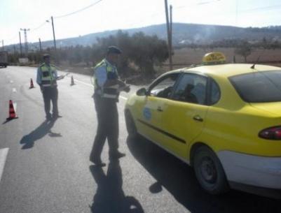 شرطة جنين تضبط 11 مركبة و18 دراجة نارية غير قانونية