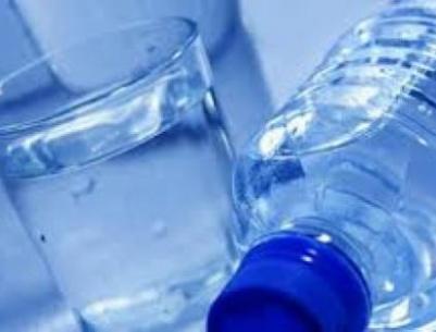 40 دولارا مقابل زجاجة مياه بفندق ايرلندي