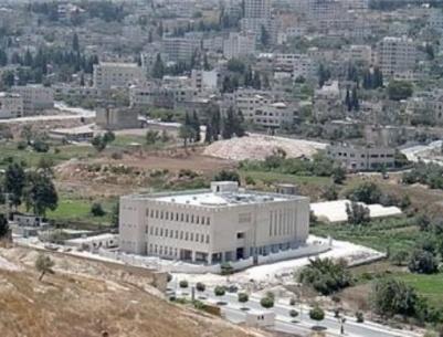 محكمة بالضفة تتهم معتقلًا سياسيًا بـ