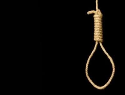 الإعدام لعائلة ساعدت ابنها في اغتصاب طفل ودفنه في الرمال