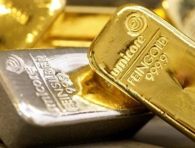 الذهب يرتفع مع هبوط الدولار