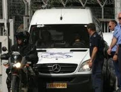 نقل الأسير المضرب عدي استيتي إلى زنازين 'ايشل'