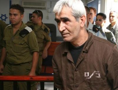 سعدات يدعو لتقديم مشروع للحماية الدولية للأسرى