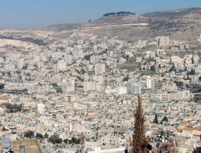 عين العالم على قلب نابلس