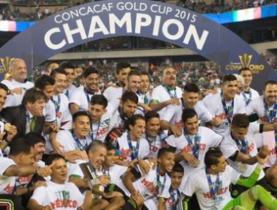 المكسيك تهزم جامايكا وتحقق لقبها السابع في الكأس الذهبية