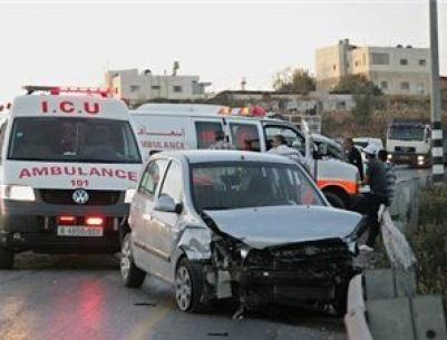 مصرع طفل بحادث سير ذاتي في الخليل