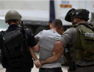 الاحتلال يعتقل 3 شبان من جنين على حاجز عسكري طيار