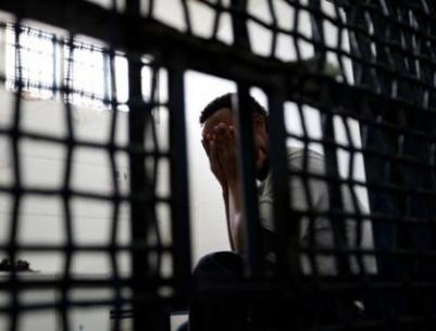 نقل الأسير المضرب عدي استيتي إلى زنازين 'ايشل'