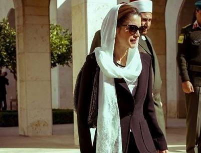 الملكة رانيا تستنكر جريمة حرق الرضيع دوابشة