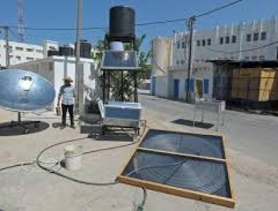 غزة: طلاب في 'الأونروا' يطورون نظام تسخين للمياه بالطاقة الشمسية