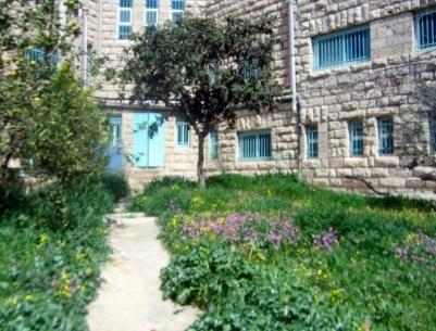 تعطيل الدوام ليومِ غدٍ في مدرسة الأمل الثانوية ببيت جالا