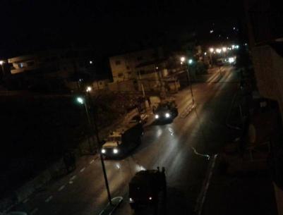 الاحتلال يستولي على مركبة ويداهم منازل جنوب بيت لحم