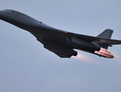 مقتل 12 في قصف إسرائيلي جنوبي سوريا