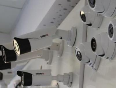 شرطة الإحتلال تبدأ بنشر أجهزة تنصت بدءاً من القدس