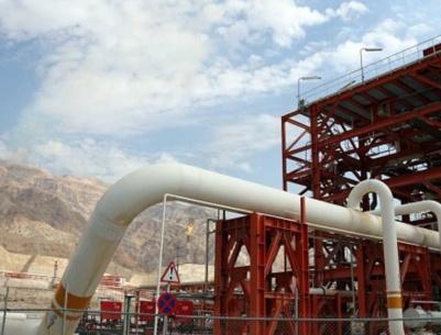 قتيلان بحريق في منصة إيرانية للتنقيب عن الغاز