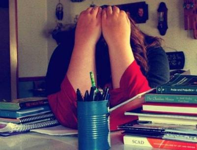 تحذير.. إشارات تؤكد ان عملك يضر بصحتك