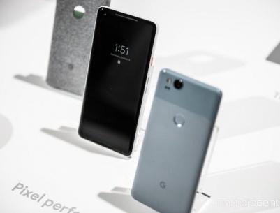 بعض مستخدمي هواتف Google Pixel 2 الجديدة يعانون من ظهور بعض الأصوات الغريبة