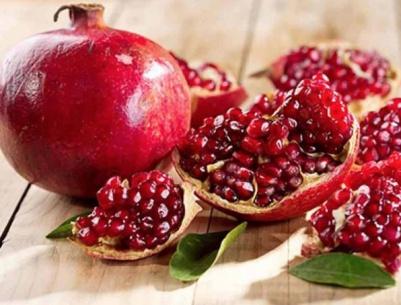 ما لا تعرفونه عن الرمان.. تناولوه لمكافحة السرطان