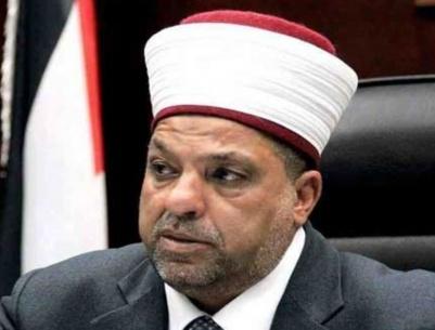 ادعيس: لن نتخلى عن موظفي الوزارة بغزة