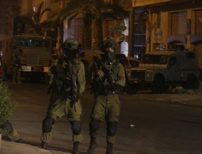 حملة اعتقالات بالضفة تطال اسرى محررين