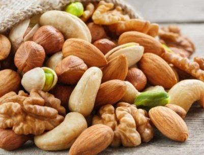 أفضل المكسرات لخسارة الوزن.. هذا ما يوصي به الخبراء