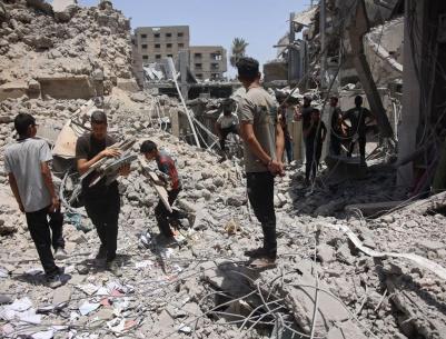 إصابات برصاص الاحتلال وتجدد القصف وإطلاق النار في أنحاء متفرقة من قطاع غزة