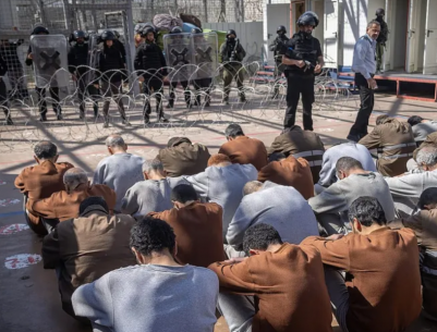 الأشد صعوبة وقسوة: زيارة هي الأولى لمعتقلي غزة تحت الأرض في قسم 