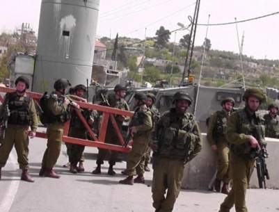 الاحتلال ينصب حاجزا عسكريا في ترمسعيا