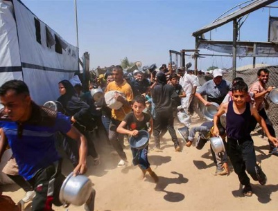 90% من سكان غزة يعتمدون على الإغاثة ووجبة واحدة كل 24 ساعة