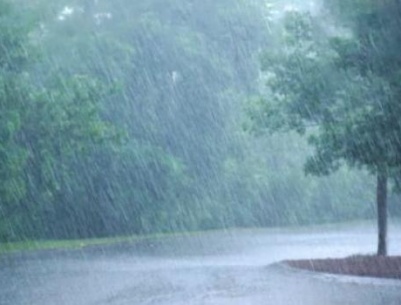 ابتداءً من الليلة: أمطار وفيضانات ورياح قوية تصل إلى 100 كم/ساعة