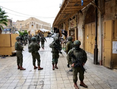 إخلاء ثلاث أسر من عائلة أبو صبيح بعد انهيار جزئي للمنازل نتيجة حفريات الاحتلال