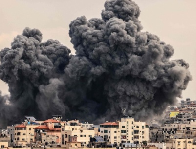 نسف منازل وغارات شرقي خانيونس وحي التفاح في غزة