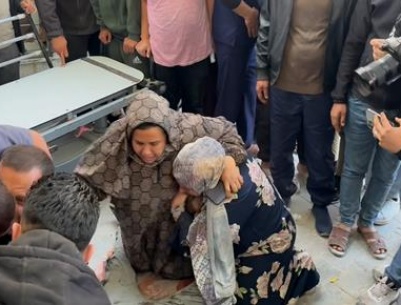 شهيدان مـتأثرين بإصابتهما في قصف الاحتلال شمال قطاع غزة ووسط المدينة