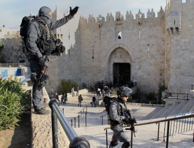 القدس: استشهاد شاب برصاص شرطة الاحتلال قرب باب العمود