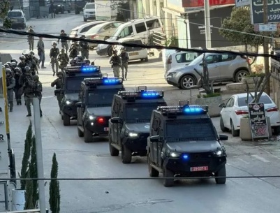 الاحتلال يشن عملية عسكرية واسعة في عناتا ومخيم شعفاط ويغلق مداخلهما ويعتقل عشرات المواطنين