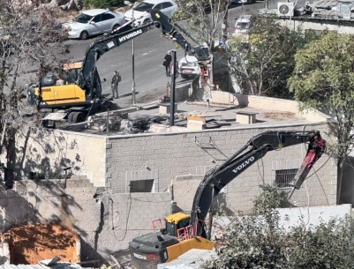(محدث) الاحتلال يهدم منزلا في سلوان جنوب المسجد الأقصى