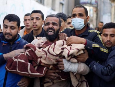 6 شهداء و35 جريحاً وصلوا مشافي غزة بـ24 ساعة
