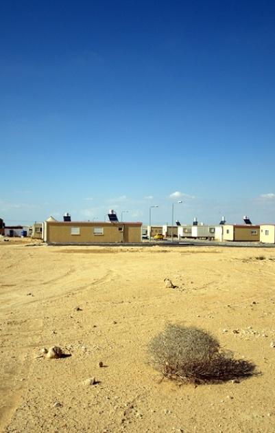 اسرائيل تدرس السماح بإقامة مشاريع فلسطينية في 