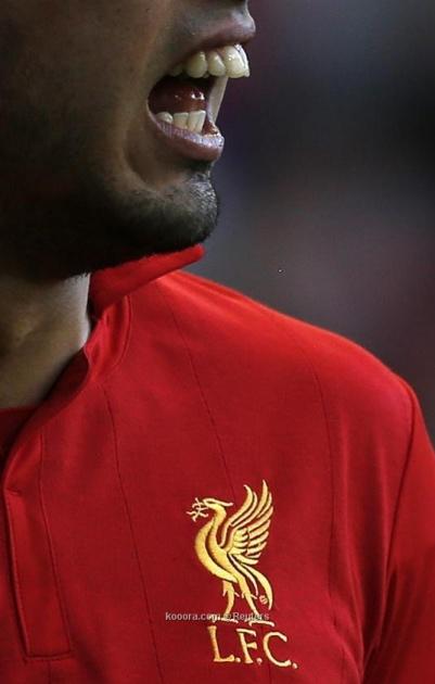 سواريز قد يتعرض للطرد من المونديال وعلماء النفس يؤكدون : سواريز بريء!