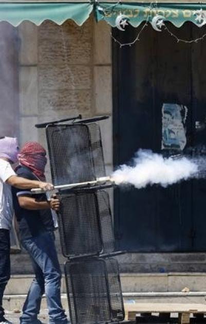 هآرتس: المفرقعات السلاح الشعبي والتهديد الجديد في القدس